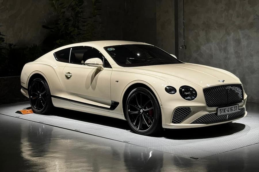 Bentley - Top 10 hãng xe ô tô đắt nhất thế giới