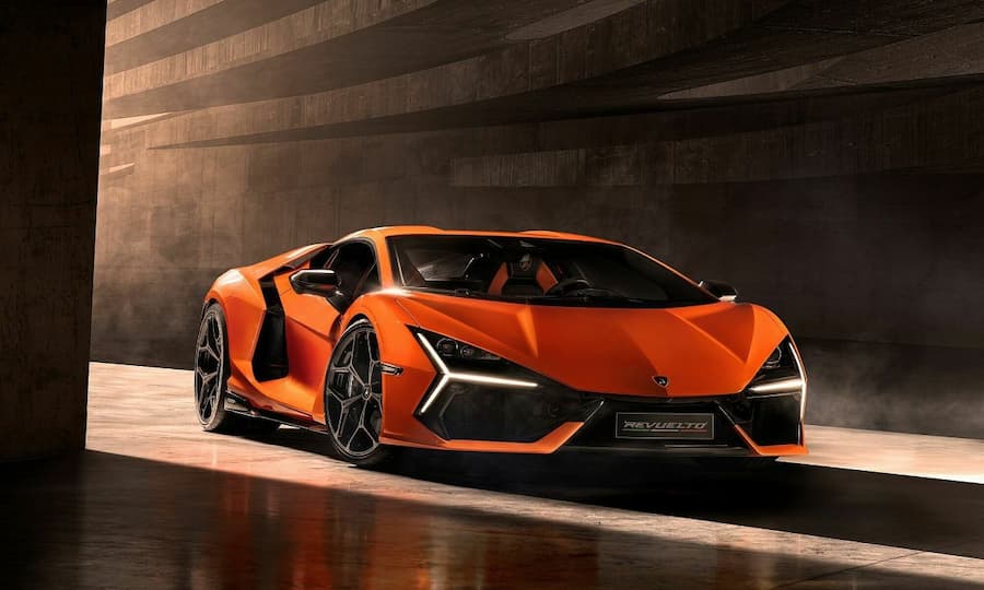 Lamborghini - Ngọn lửa đam mê tốc độ từ nước Ý